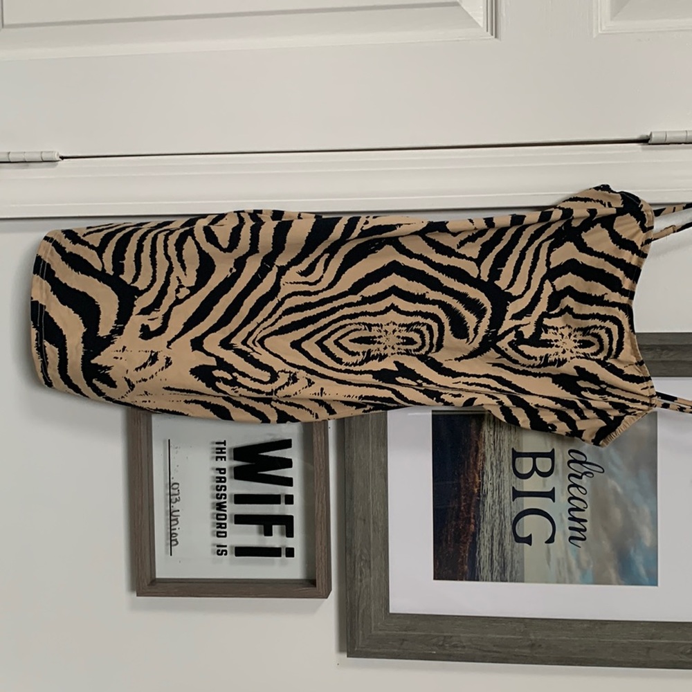 Fashion nova tight  XS tiger dress black & beige